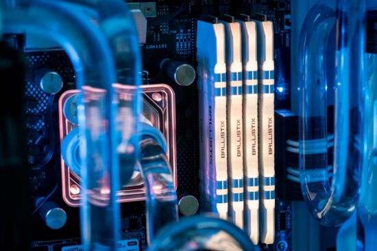 Crucial Ballistix 16gb 3200mhz Ddr4 Rgb Cl16 - Image 4